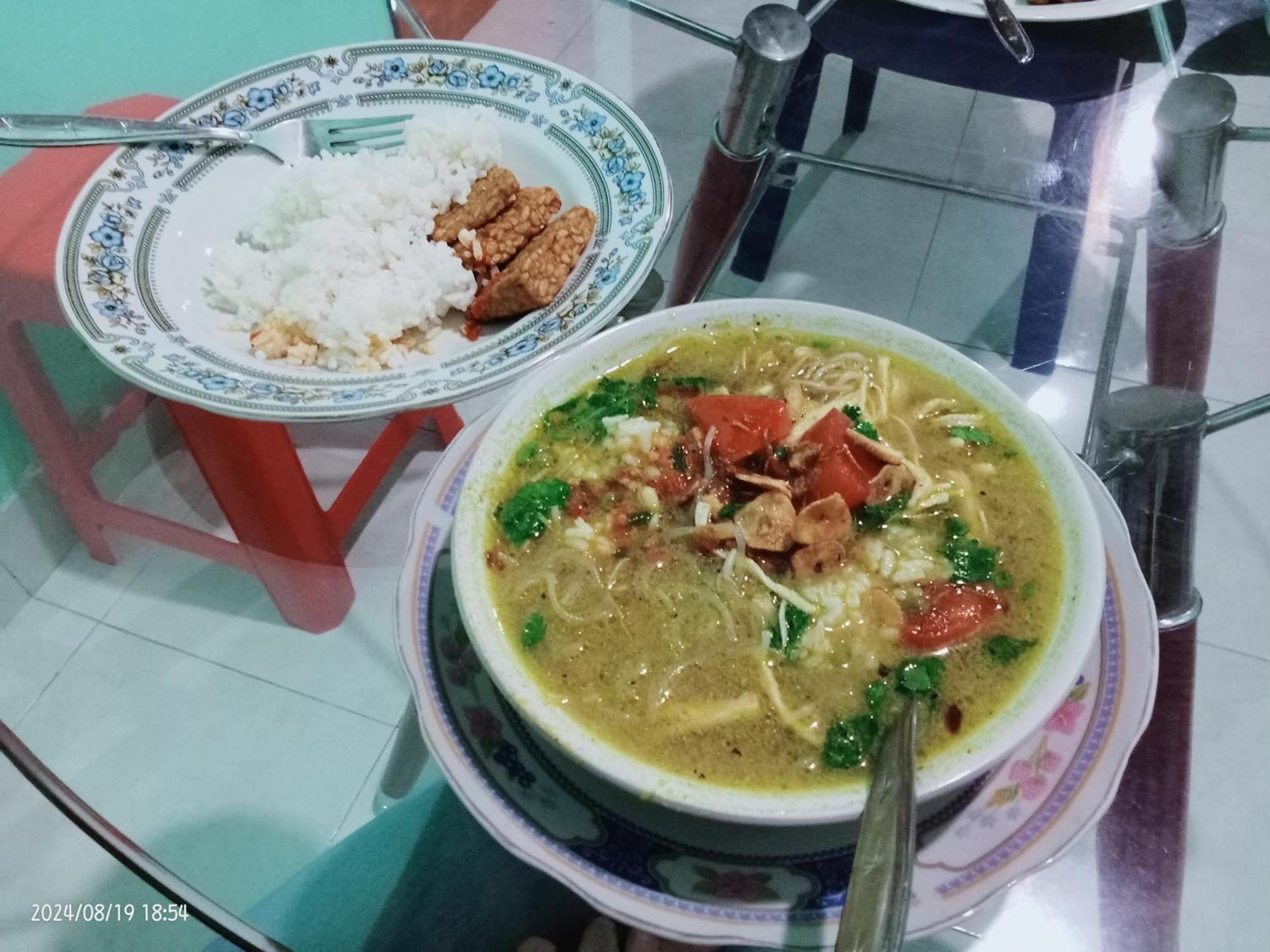 Petra Homestay Bangka Leda Ruteng Extérieur photo
