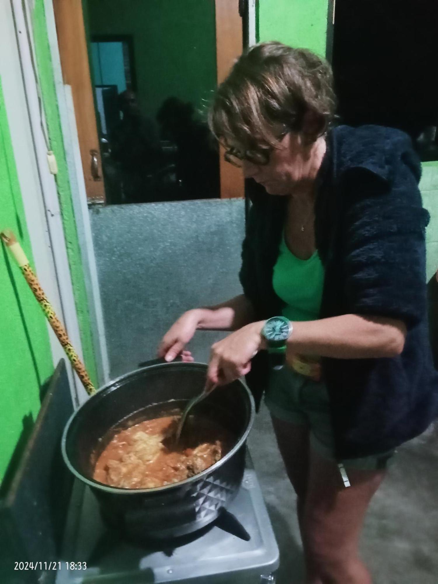 Petra Homestay Bangka Leda Ruteng Extérieur photo